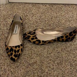Steve Madden leopard flats